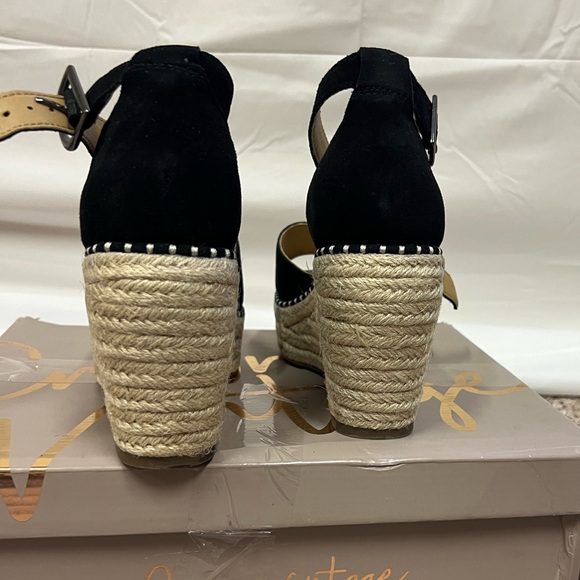 NEW CROWN VINTAGE JAUSSIE ESPADRILLE WEDGE SANDAL SIZE: 7.5 - Picture 12 of 12